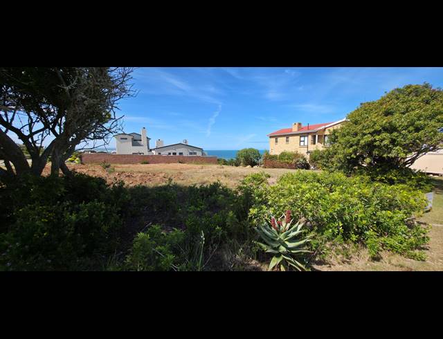 789M² VACANT LAND FOR SALE IN BOGGOMSBAAI